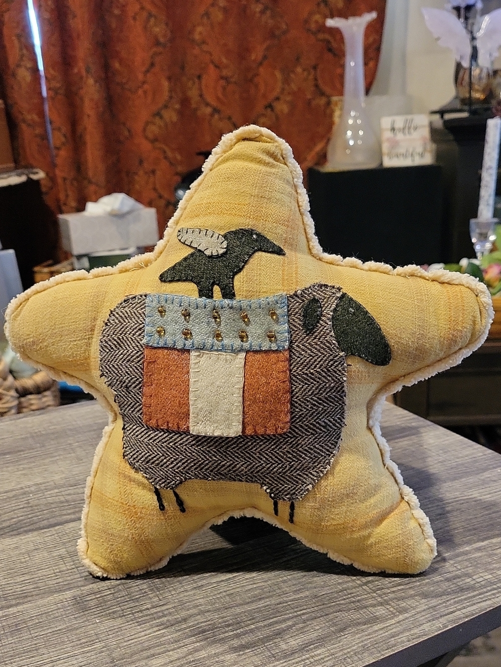Primitive Crow/ Sheep On Flannel Star Pillow,Mini,handmade